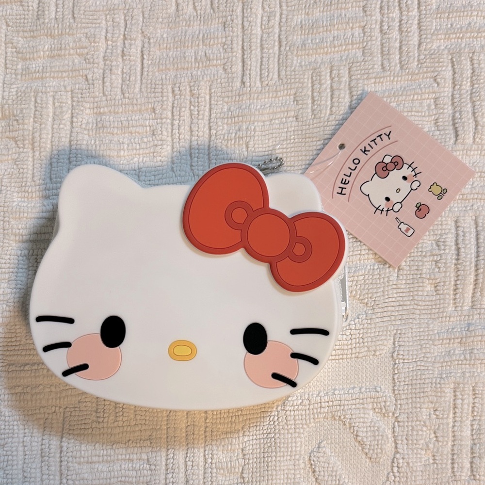 NWT! Sanrio License Hello Kitty Case